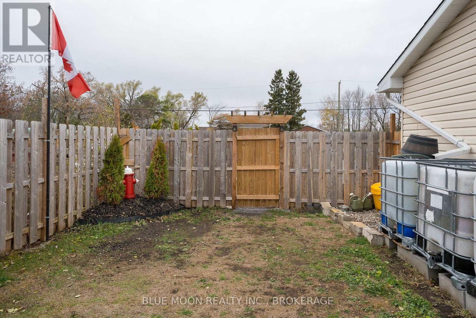 601 Millhaven Road, Loyalist (Lennox And Addington - South), Ontario  K0H 2H0 - Photo 33 - X12520684