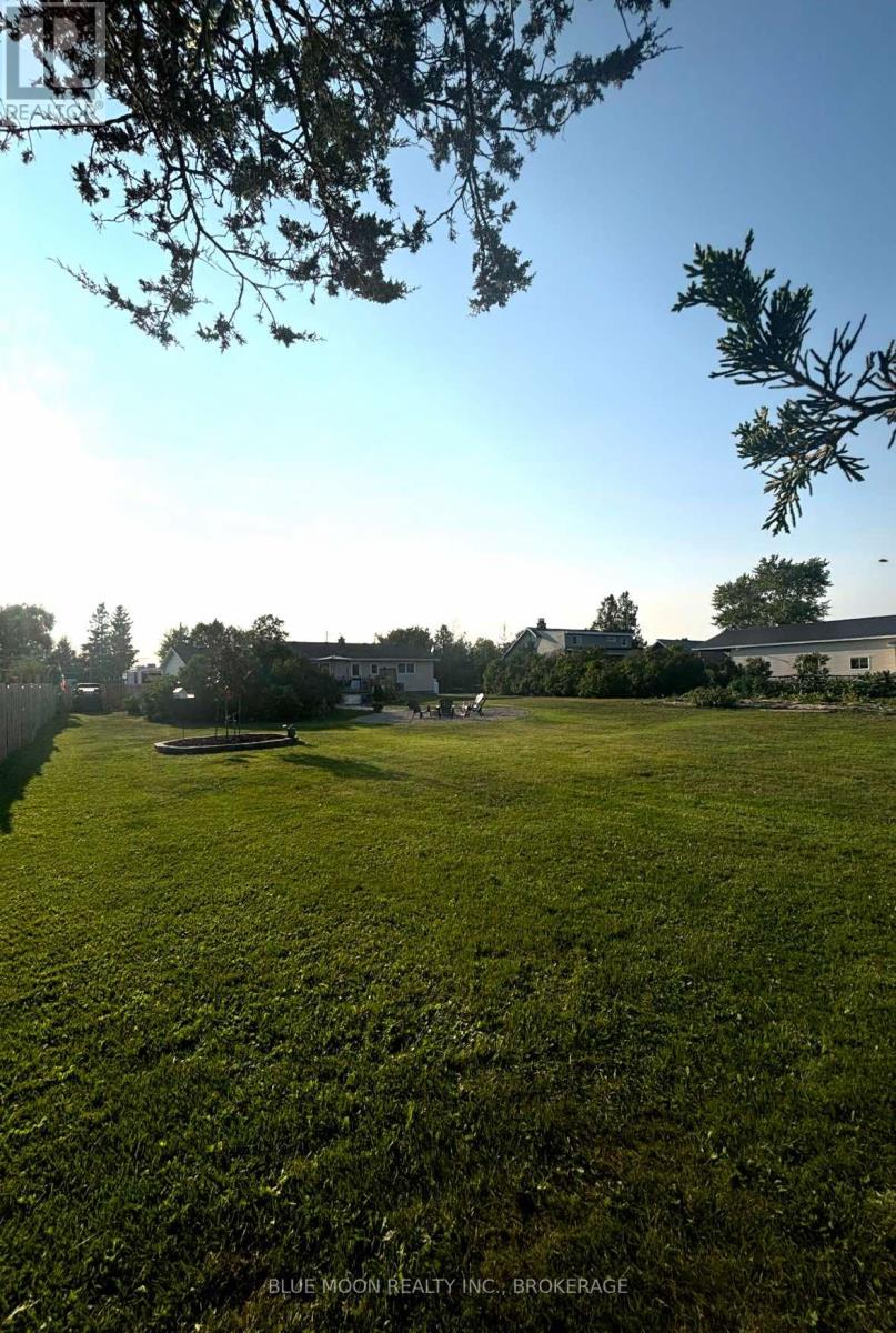 601 Millhaven Road, Loyalist (Lennox And Addington - South), Ontario  K0H 2H0 - Photo 37 - X12520684