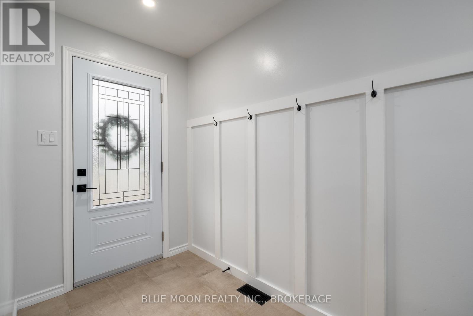 601 Millhaven Road, Loyalist (Lennox And Addington - South), Ontario  K0H 2H0 - Photo 6 - X12520684