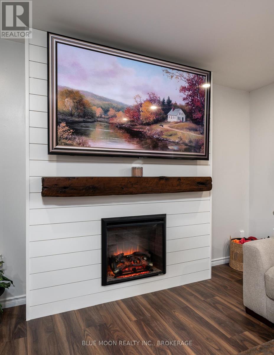 601 Millhaven Road, Loyalist (Lennox And Addington - South), Ontario  K0H 2H0 - Photo 9 - X12520684