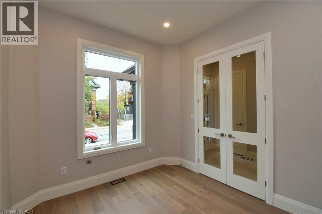 279 Hess Street S, Hamilton, Ontario  L8P 3P6 - Photo 18 - 40785499