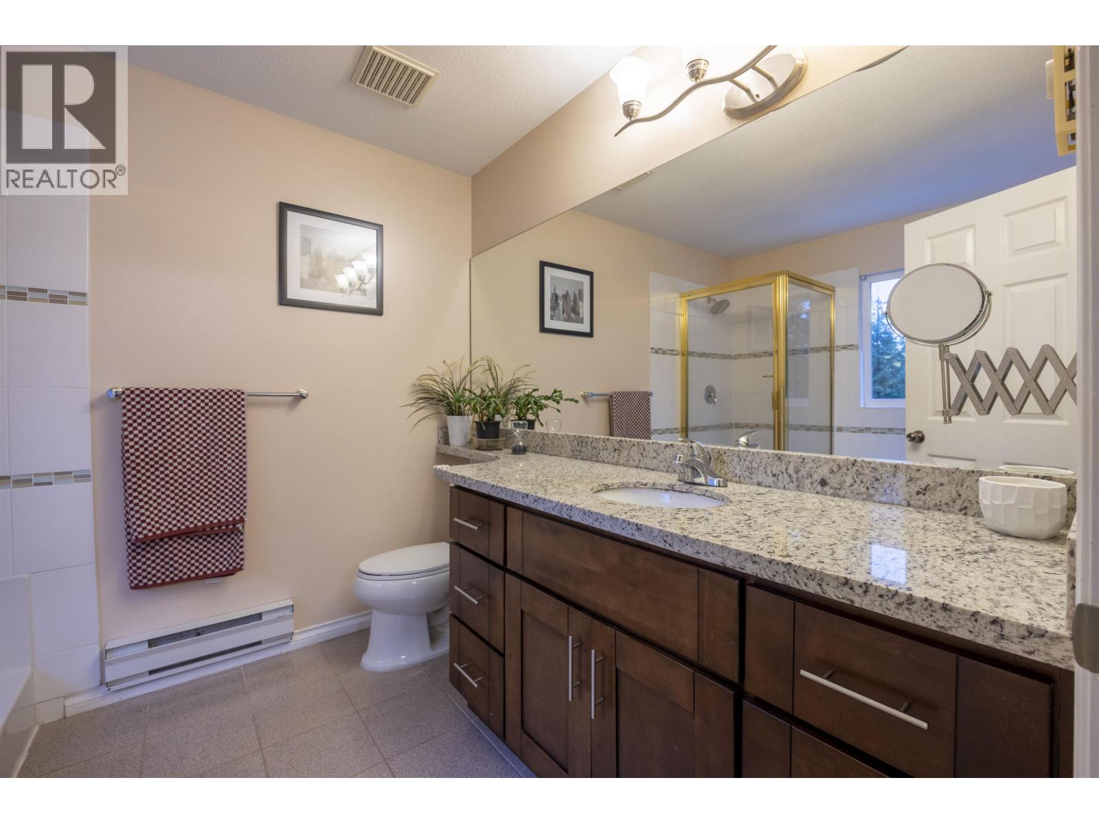 1590 Plateau Crescent, Coquitlam, British Columbia  V3E 3B3 - Photo 29 - R3063411