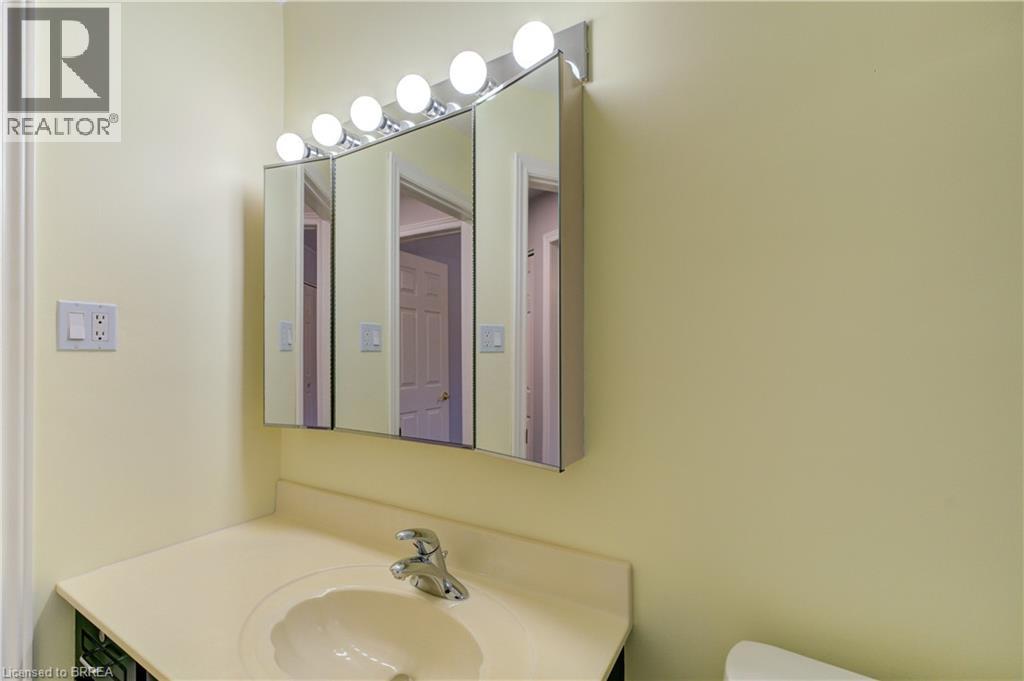 19 Melbourne Crescent, Brantford, Ontario N3S 7G2 - Photo 27 - 40772697