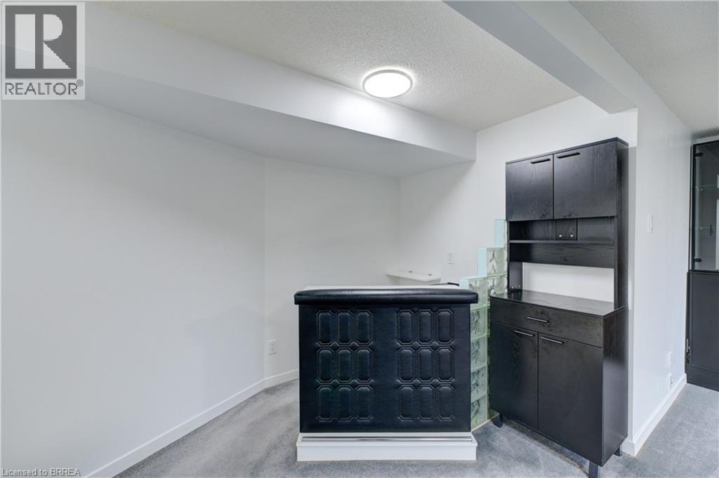 19 Melbourne Crescent, Brantford, Ontario N3S 7G2 - Photo 32 - 40772697