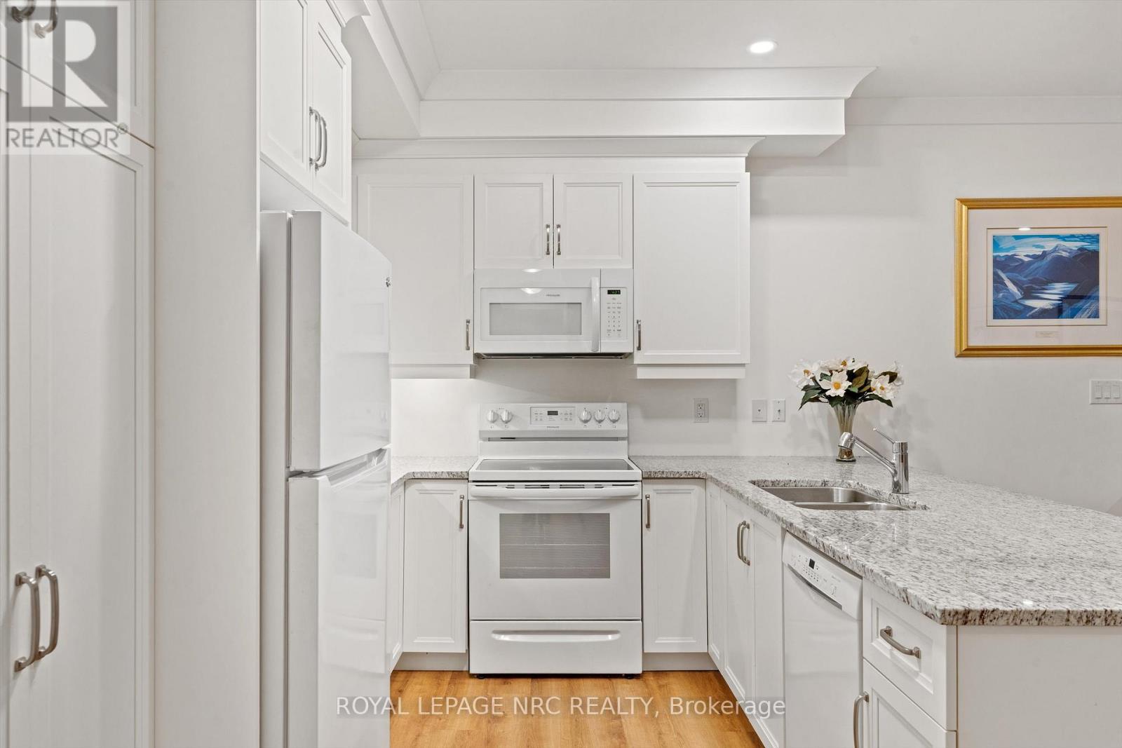 202 - 105 Vansickle Road, St. Catharines, Ontario  L2S 0G4 - Photo 24 - X12520632