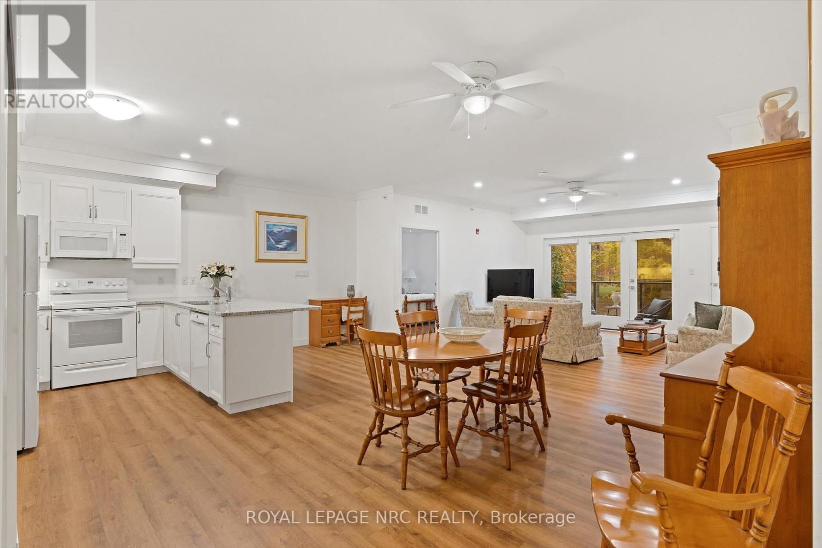 202 - 105 Vansickle Road, St. Catharines, Ontario  L2S 0G4 - Photo 27 - X12520632