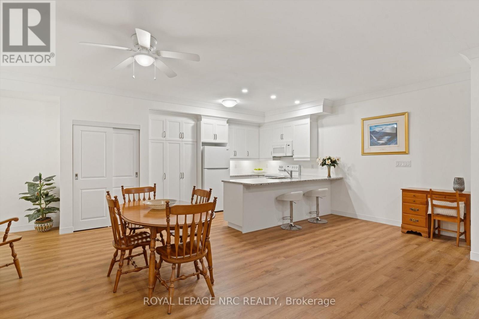 202 - 105 Vansickle Road, St. Catharines, Ontario  L2S 0G4 - Photo 29 - X12520632