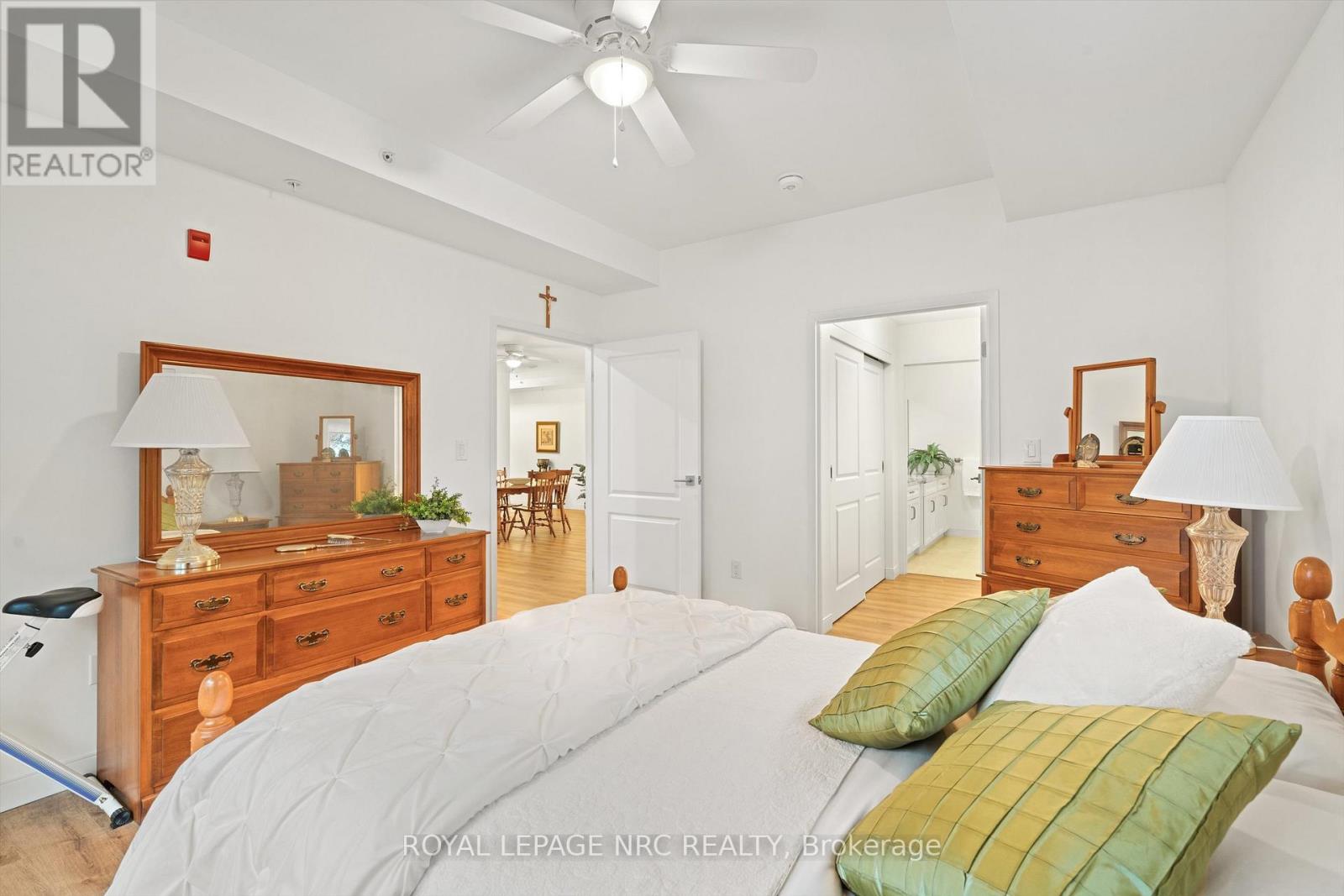 202 - 105 Vansickle Road, St. Catharines, Ontario  L2S 0G4 - Photo 36 - X12520632