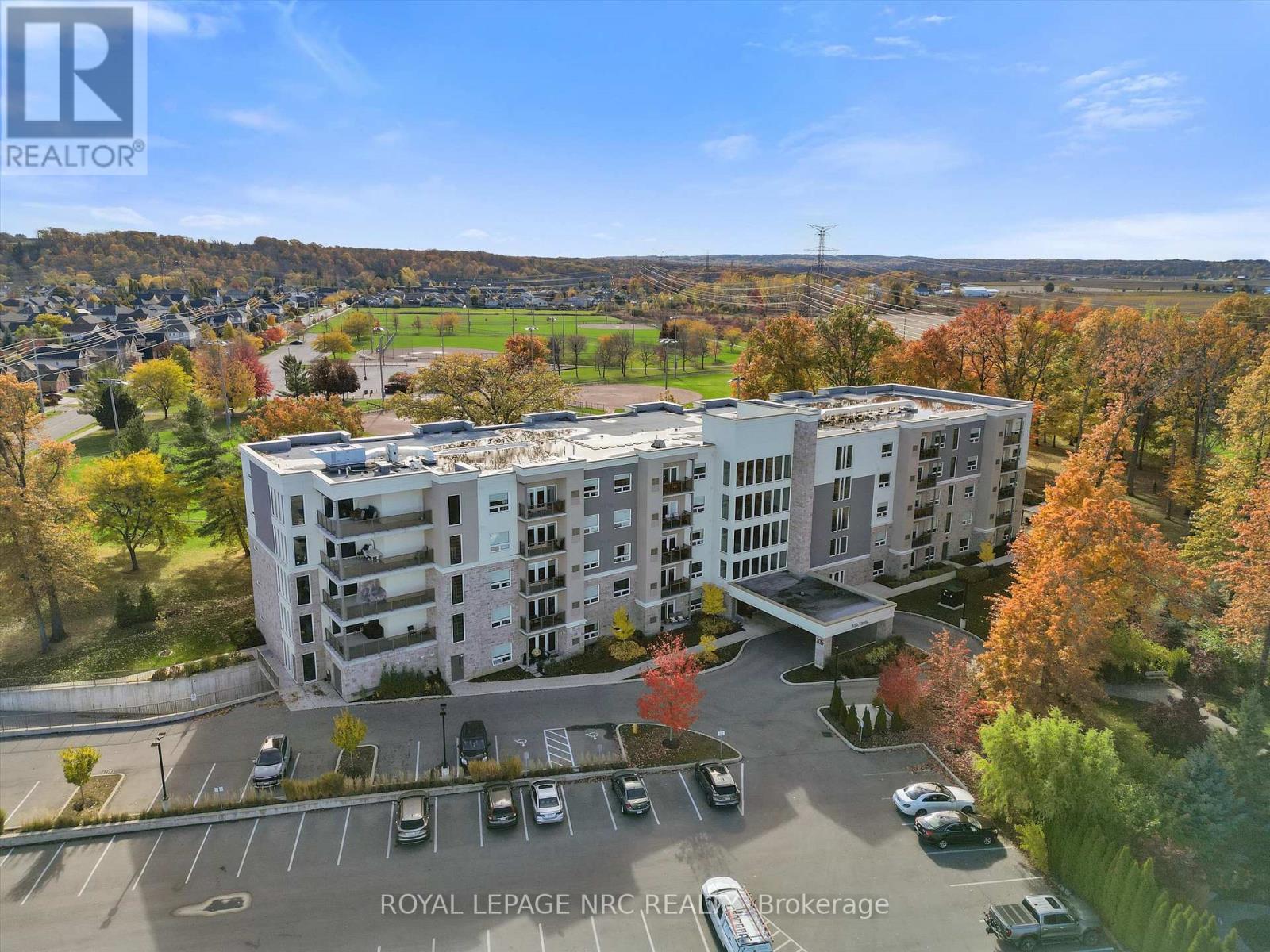 202 - 105 Vansickle Road, St. Catharines, Ontario  L2S 0G4 - Photo 4 - X12520632