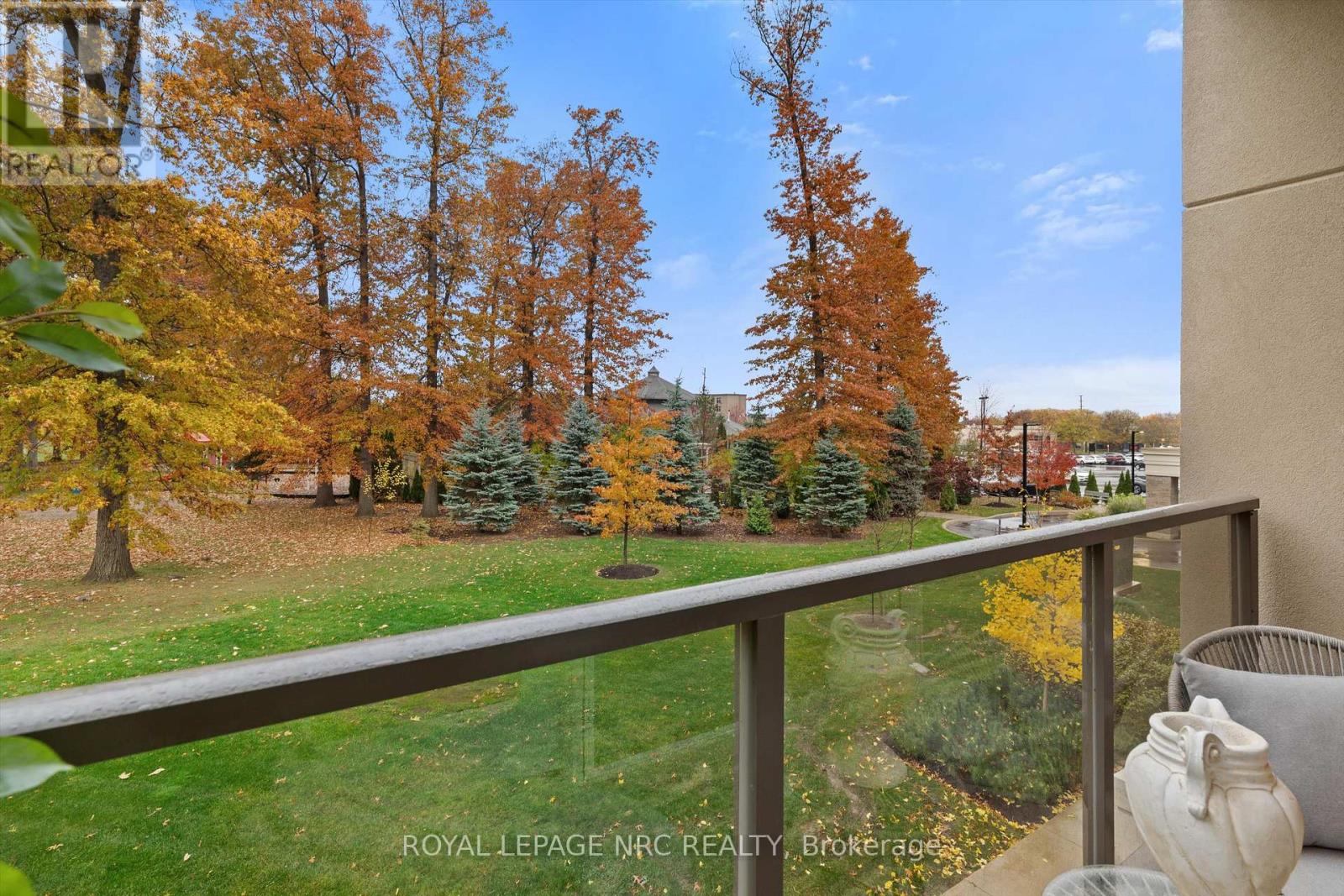 202 - 105 Vansickle Road, St. Catharines, Ontario  L2S 0G4 - Photo 43 - X12520632