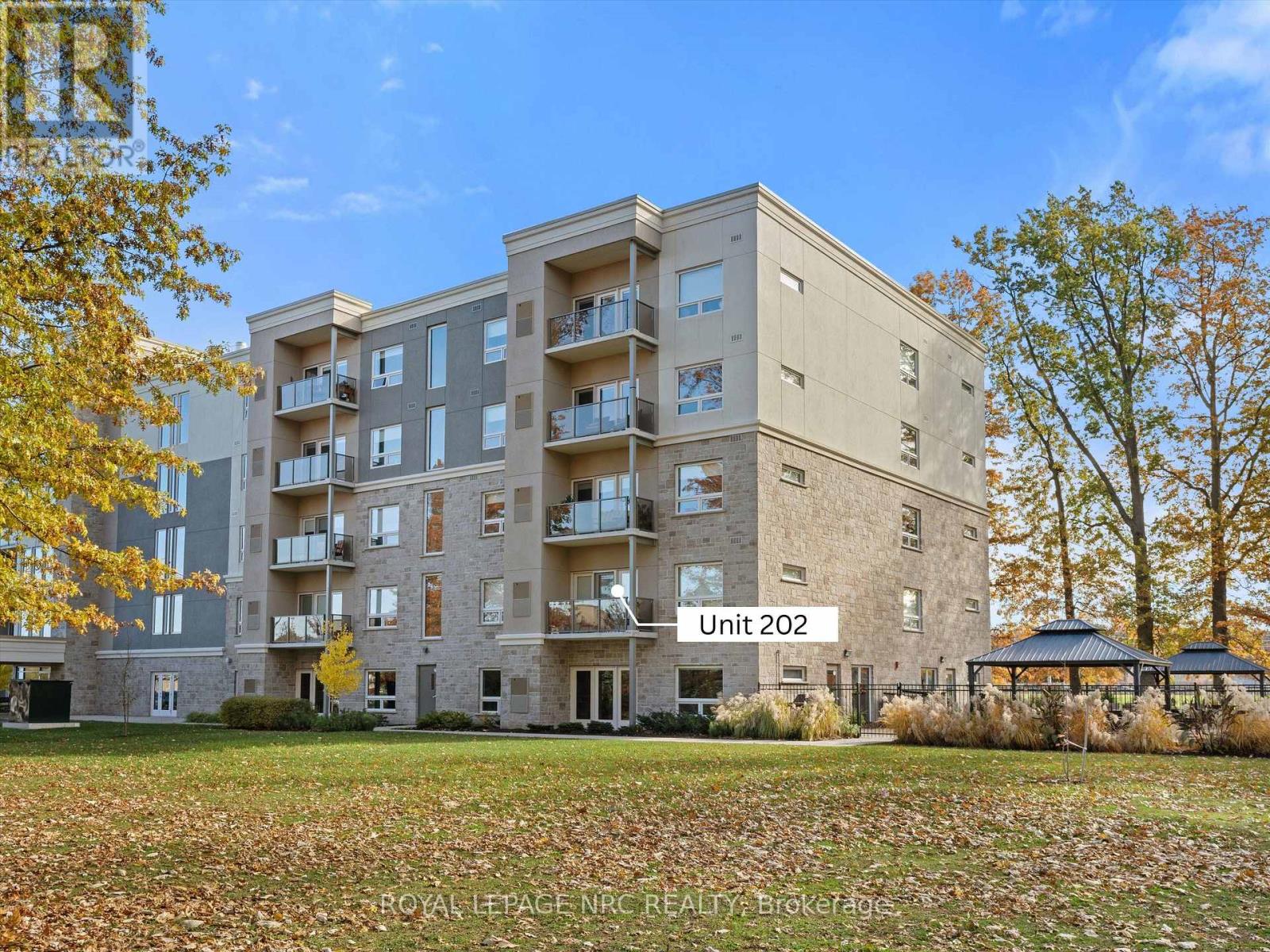 202 - 105 Vansickle Road, St. Catharines, Ontario  L2S 0G4 - Photo 6 - X12520632