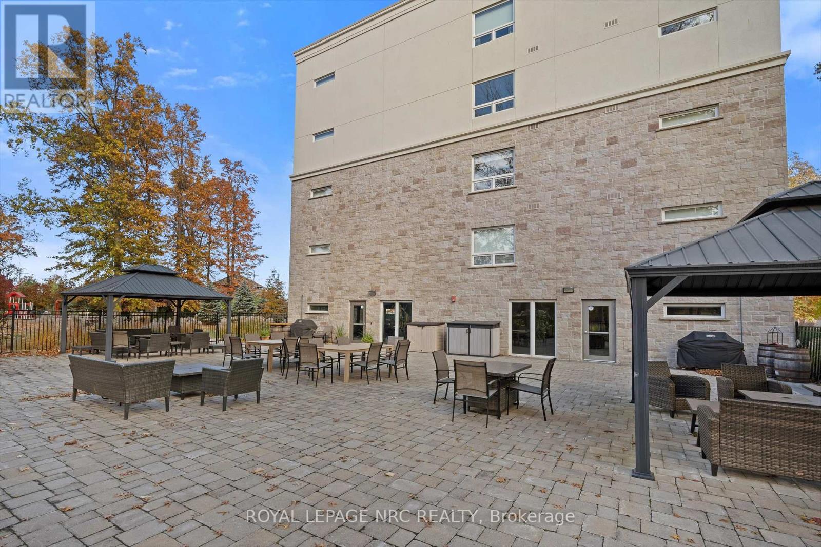 202 - 105 Vansickle Road, St. Catharines, Ontario  L2S 0G4 - Photo 8 - X12520632