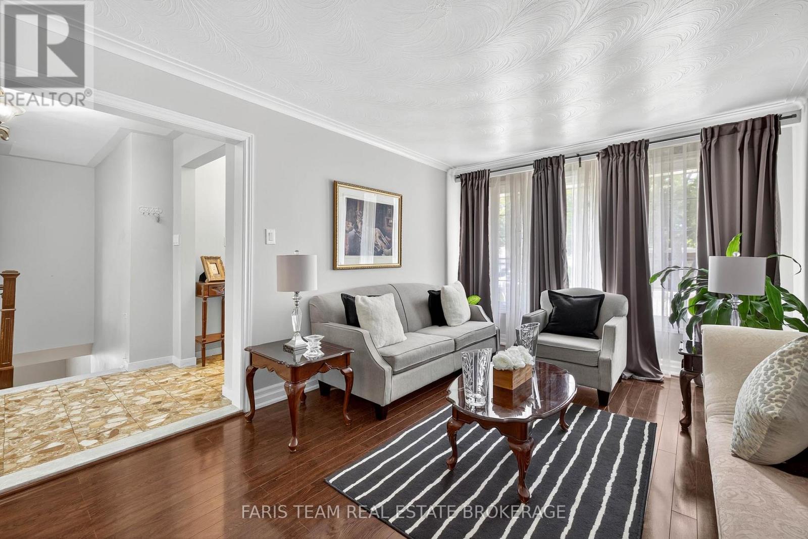 38 Collingdale Road, Toronto, Ontario  M9V 3R1 - Photo 12 - W12520538