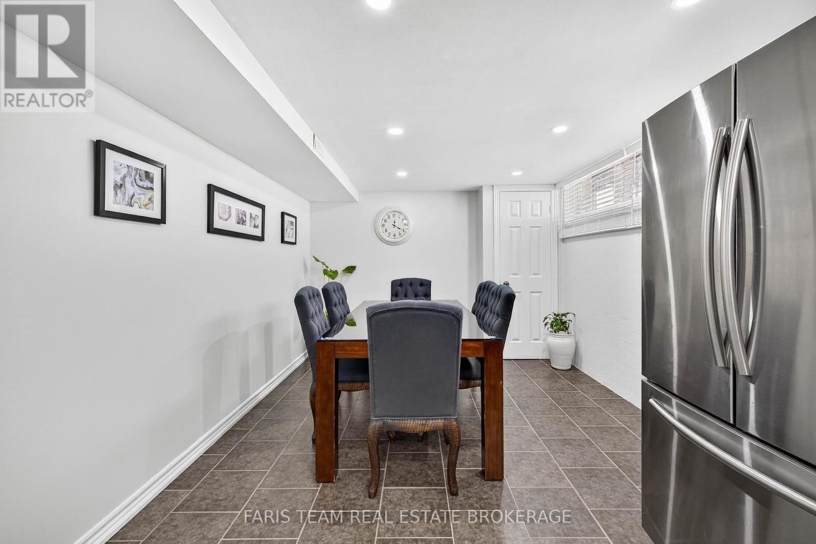 38 Collingdale Road, Toronto, Ontario  M9V 3R1 - Photo 29 - W12520538