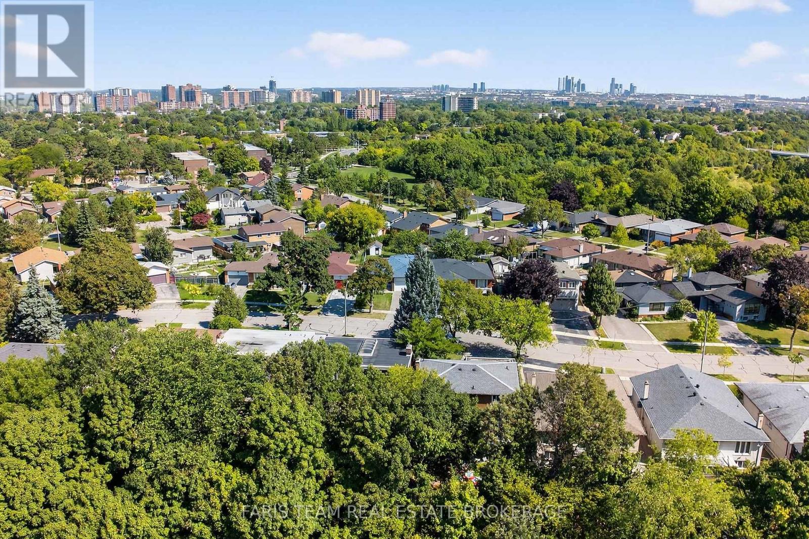 38 Collingdale Road, Toronto, Ontario  M9V 3R1 - Photo 44 - W12520538