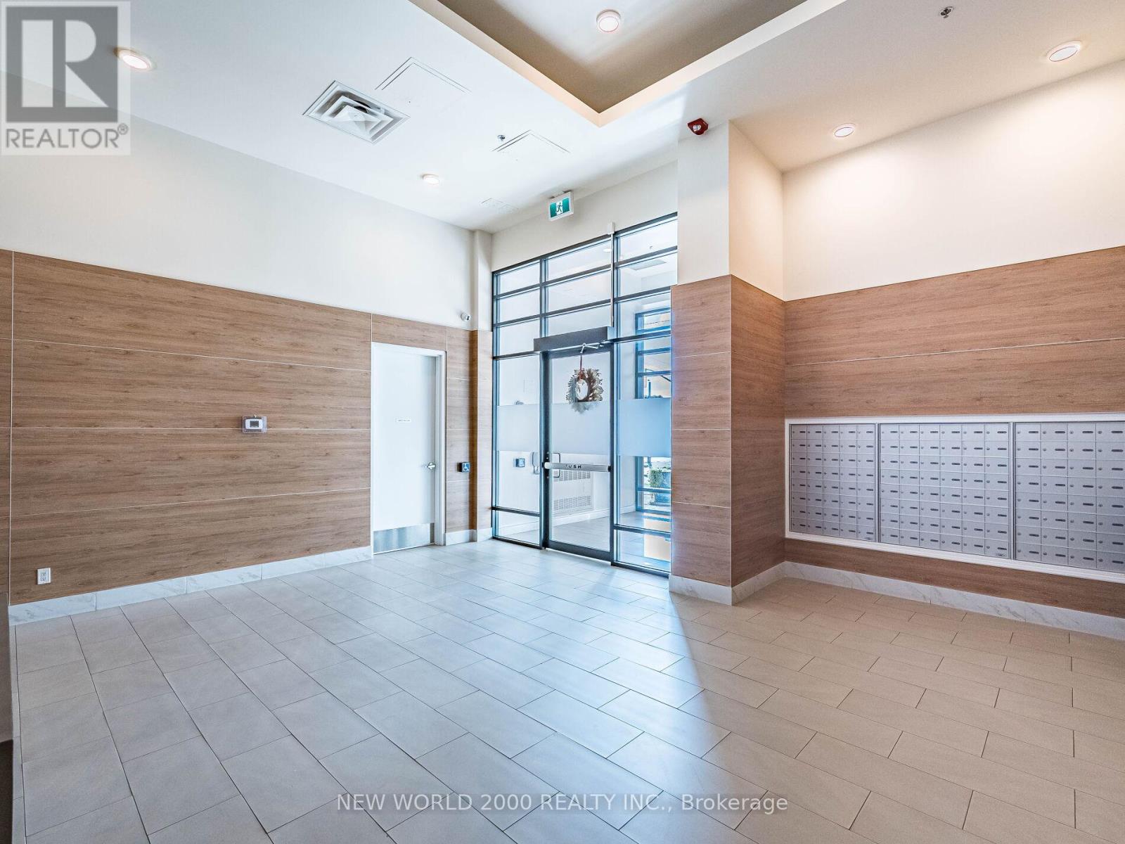 216 - 2522 Keele Street, Toronto, Ontario  M6L 0A2 - Photo 5 - W12520584