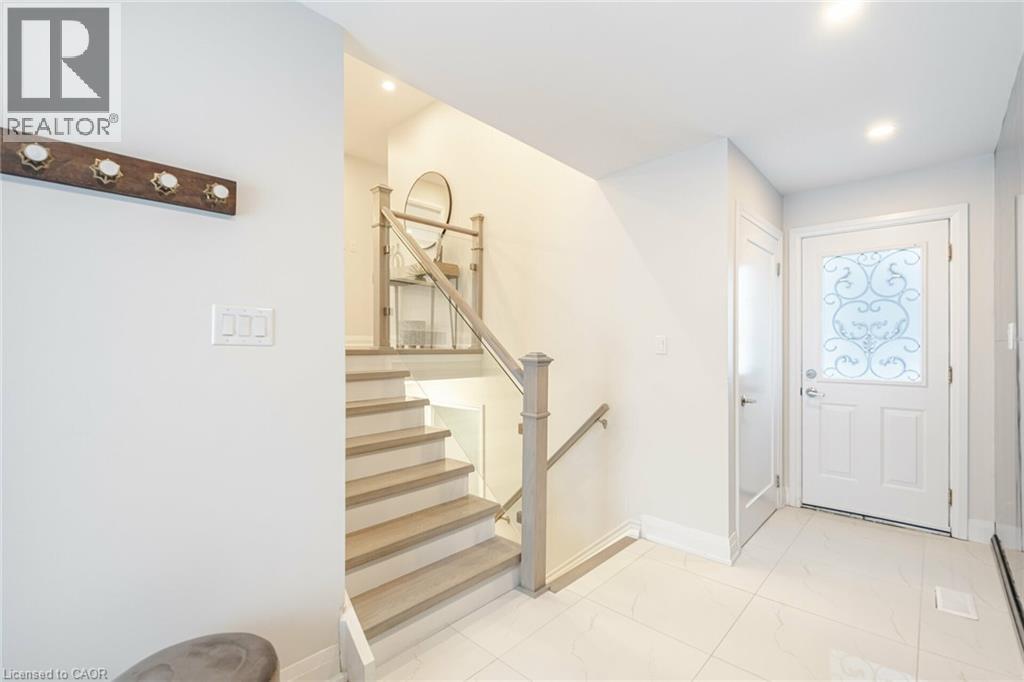 388 Antigua Road, Mississauga, Ontario  L5B 1C4 - Photo 7 - 40786418