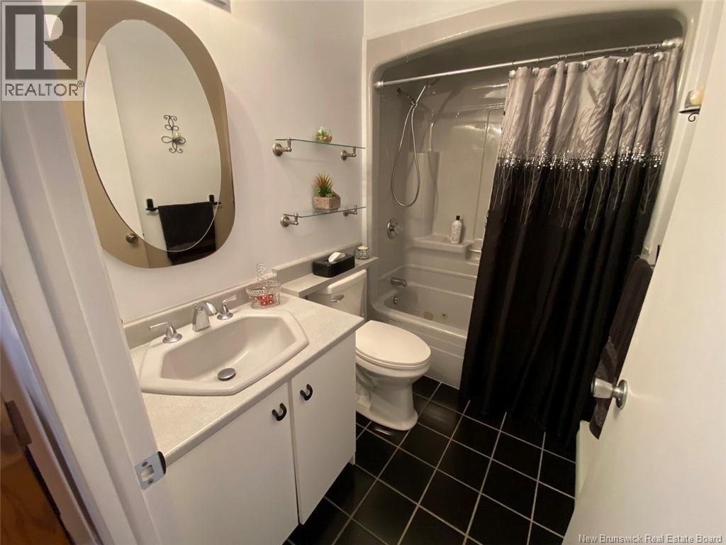 20 I Du Bourg Avenue, Edmundston, New Brunswick  E3V 4C5 - Photo 14 - NB129730