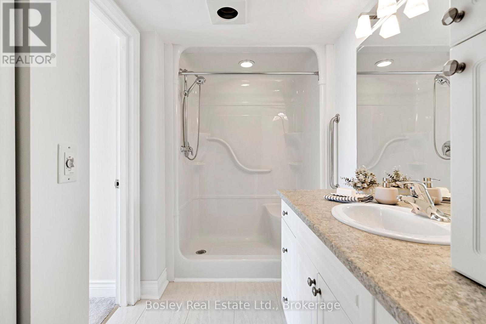 411 - 91 Raglan Street, Collingwood, Ontario L9Y 3B3 - Photo 18 - S12520646