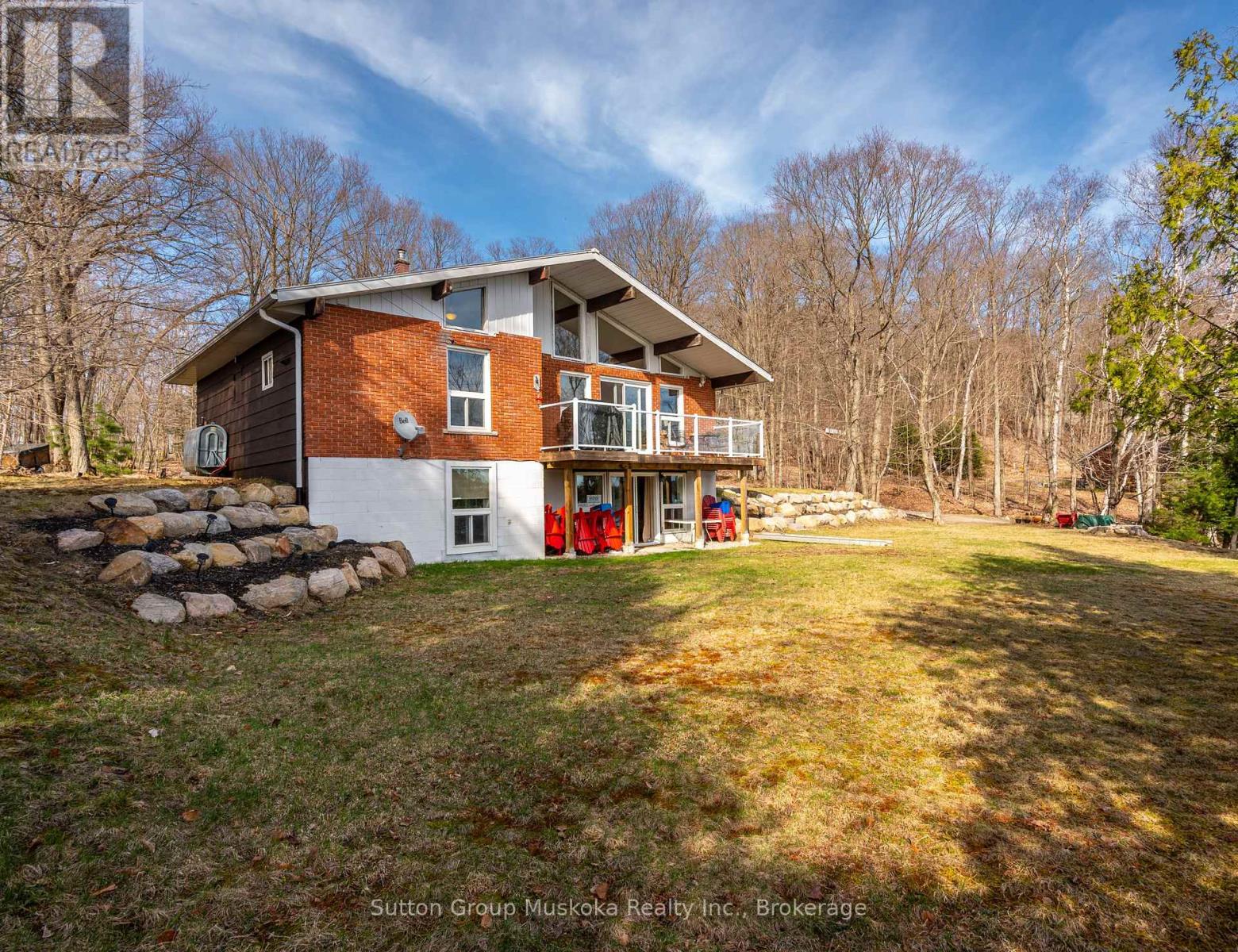 562 And 568 East Waseosa Lake Road, Huntsville, Ontario  P1H 2J4 - Photo 37 - X12520602