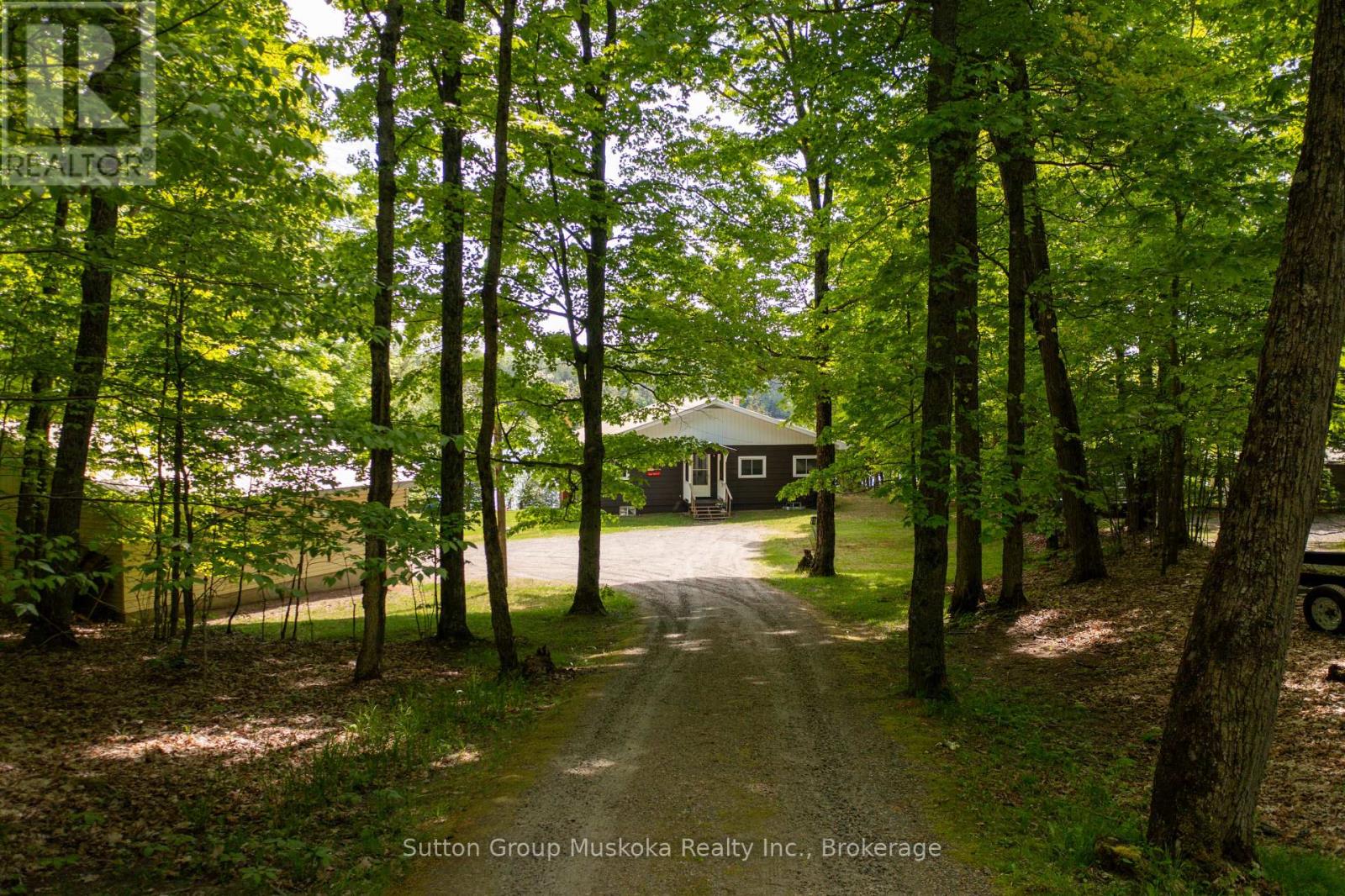 562 And 568 East Waseosa Lake Road, Huntsville, Ontario  P1H 2J4 - Photo 6 - X12520602