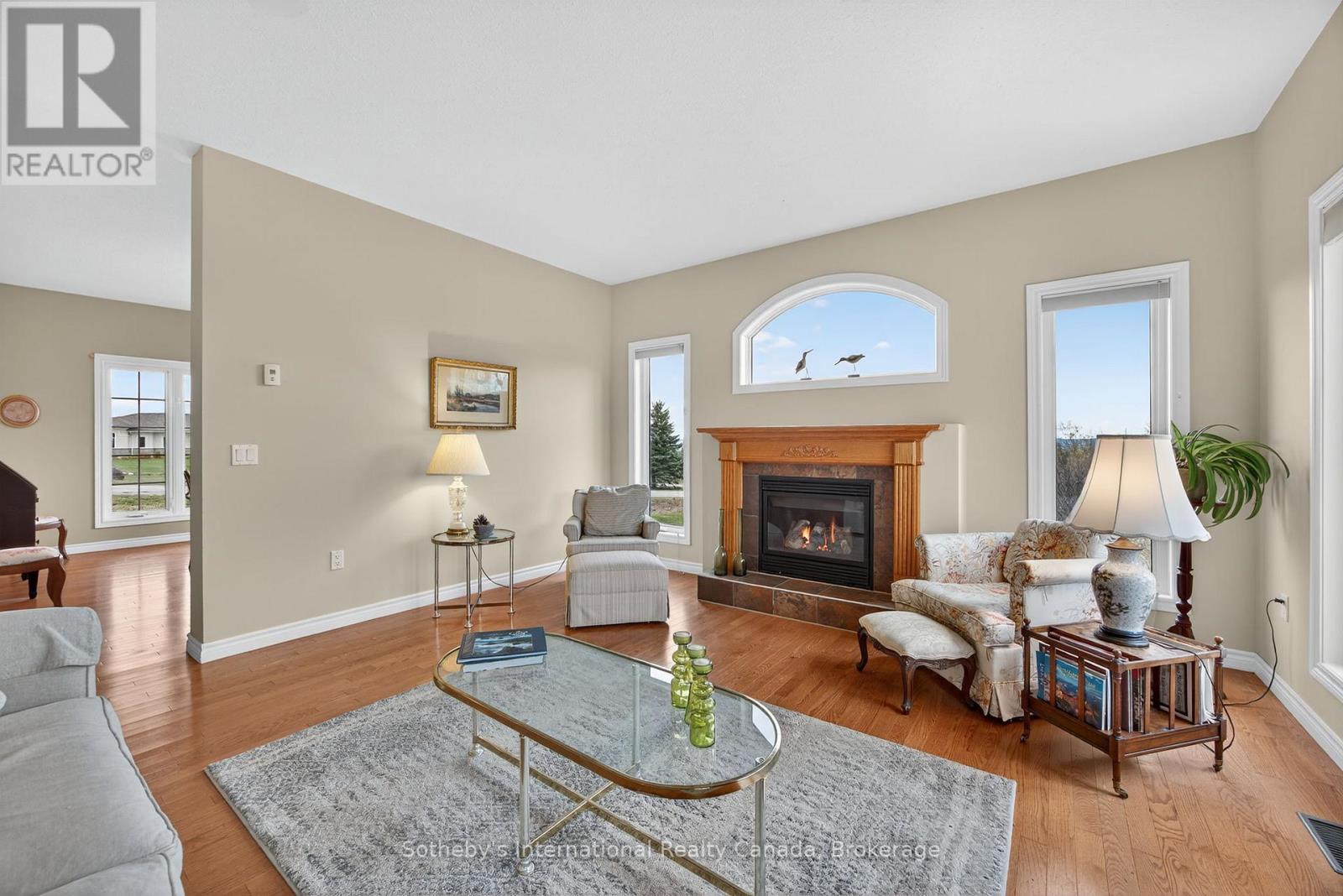 108 Ridgecrest Lane, Meaford, Ontario N0H 2P0 - Photo 16 - X12520628