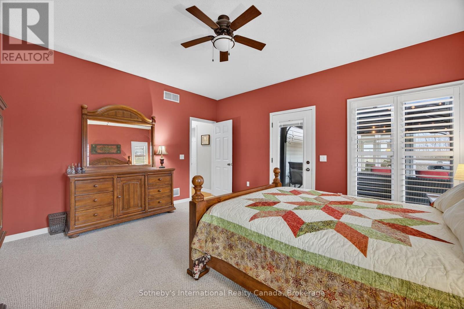 108 Ridgecrest Lane, Meaford, Ontario N0H 2P0 - Photo 23 - X12520628