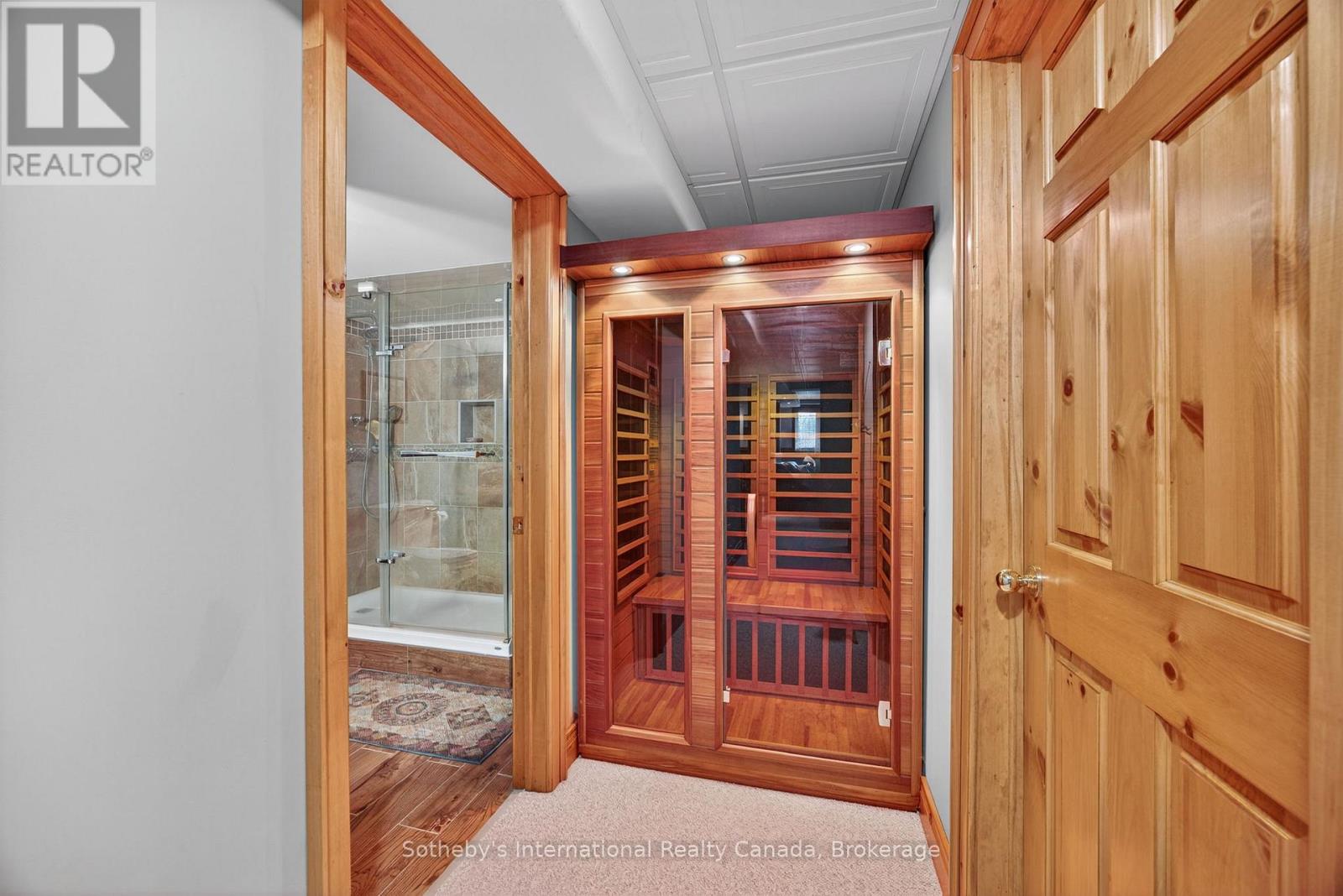 108 Ridgecrest Lane, Meaford, Ontario N0H 2P0 - Photo 35 - X12520628