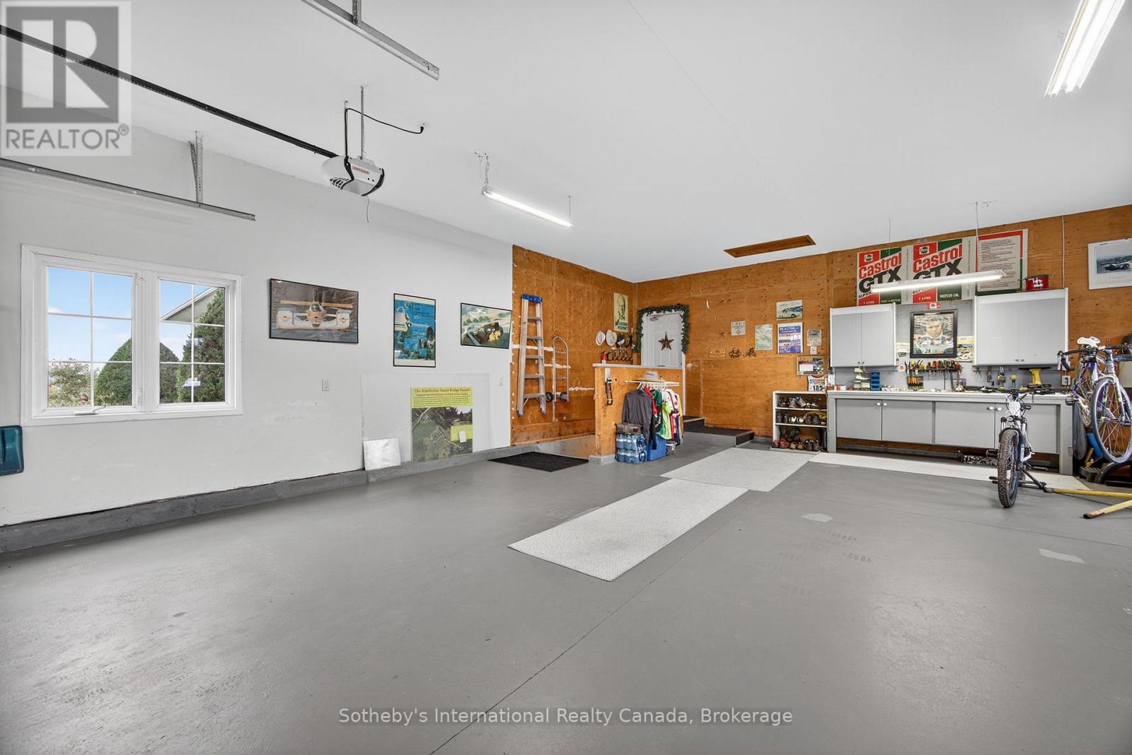 108 Ridgecrest Lane, Meaford, Ontario N0H 2P0 - Photo 40 - X12520628