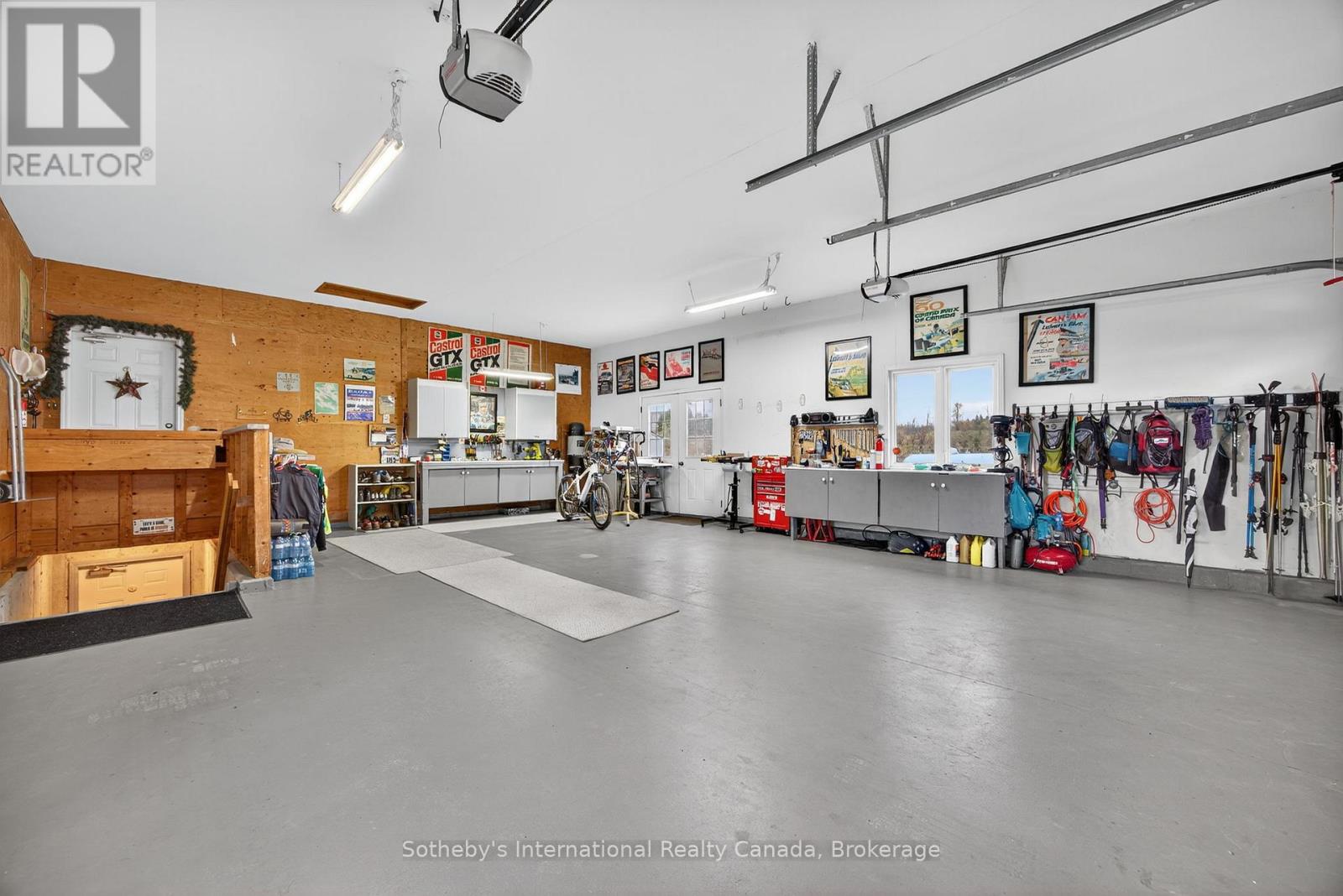 108 Ridgecrest Lane, Meaford, Ontario N0H 2P0 - Photo 41 - X12520628