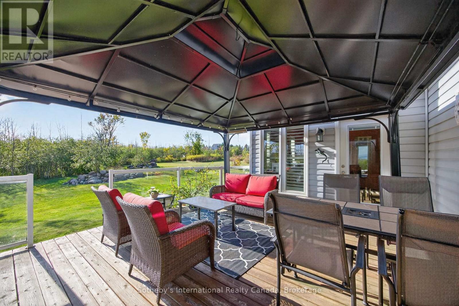 108 Ridgecrest Lane, Meaford, Ontario N0H 2P0 - Photo 42 - X12520628