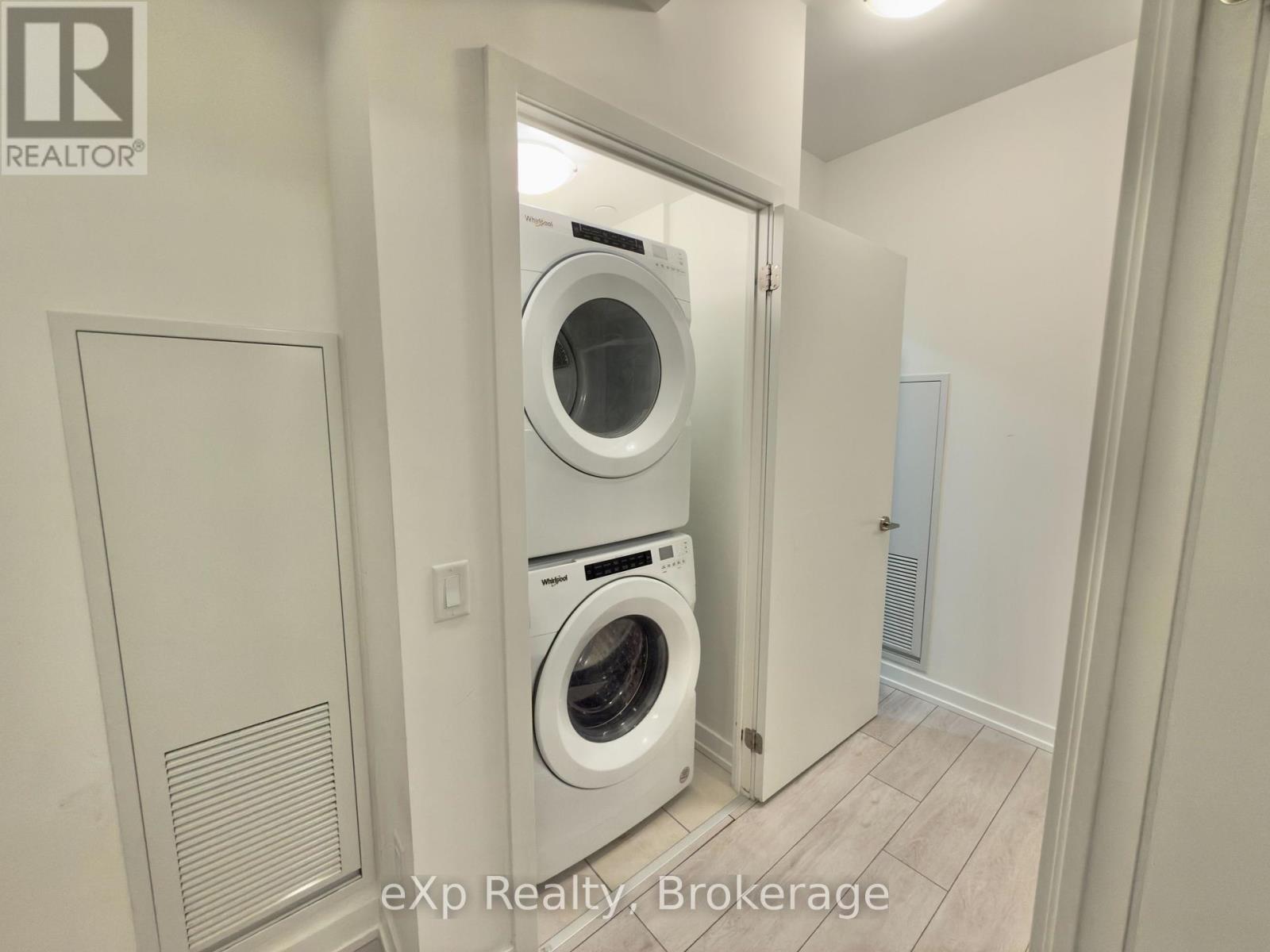 2502 - 55 Duke Street W, Kitchener, Ontario N2H 0C9 - Photo 8 - X12520694