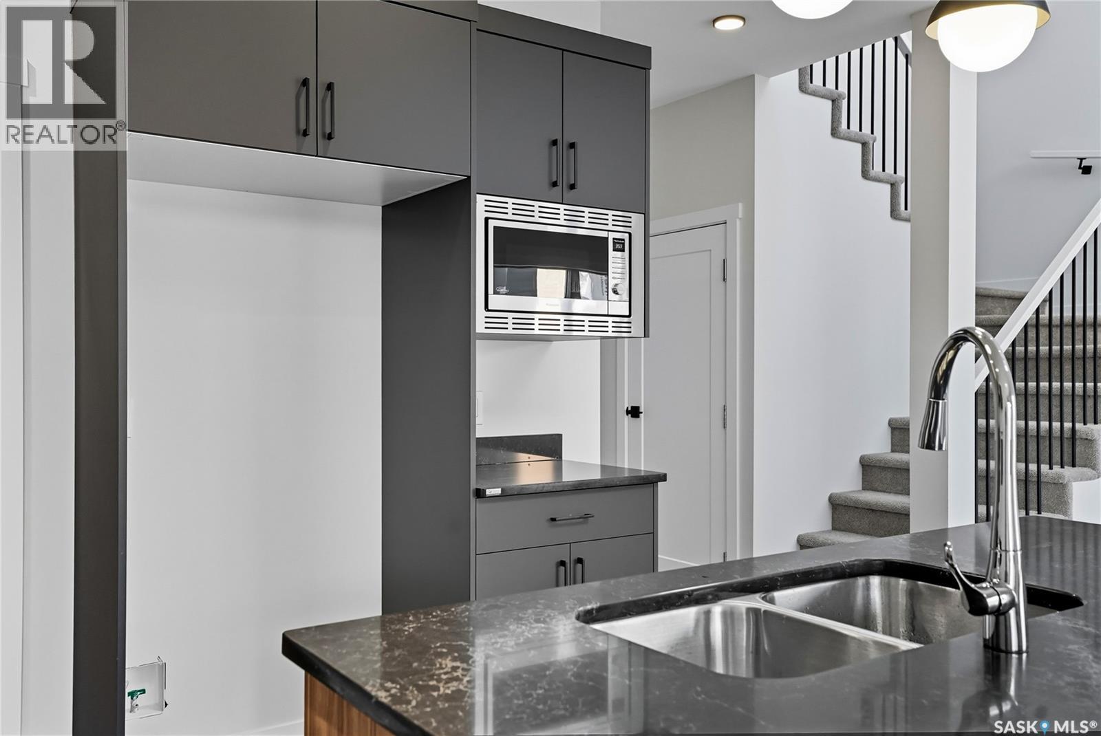 907 Traeger Manor, Saskatoon, Saskatchewan  S7V 1V8 - Photo 13 - SK023616