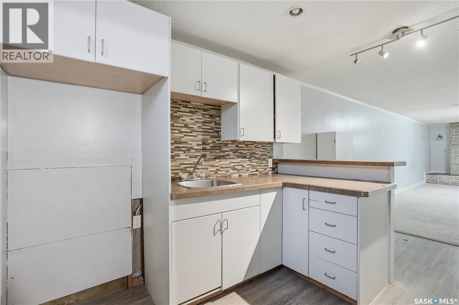 1314 Henleaze Avenue, Moose Jaw, Saskatchewan  S6H 3W2 - Photo 25 - SK022383