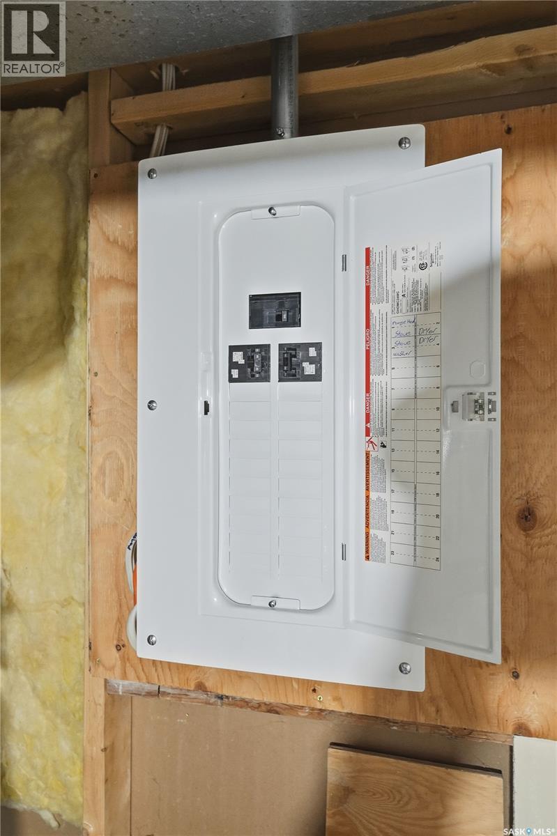 1314 Henleaze Avenue, Moose Jaw, Saskatchewan  S6H 3W2 - Photo 32 - SK022383