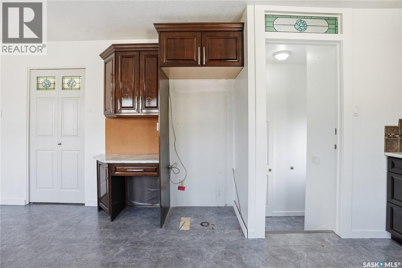 1314 Henleaze Avenue, Moose Jaw, Saskatchewan  S6H 3W2 - Photo 9 - SK022383