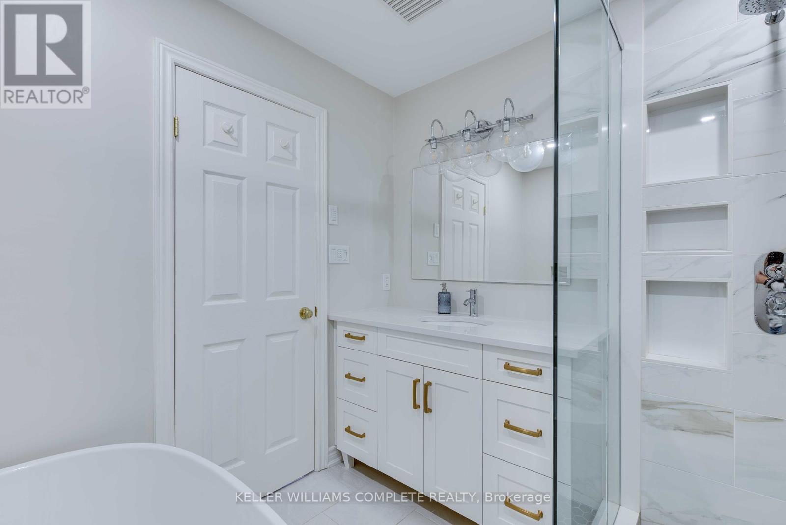 5 Saddler Street, Pelham, Ontario  L3E 0N8 - Photo 22 - X12204926