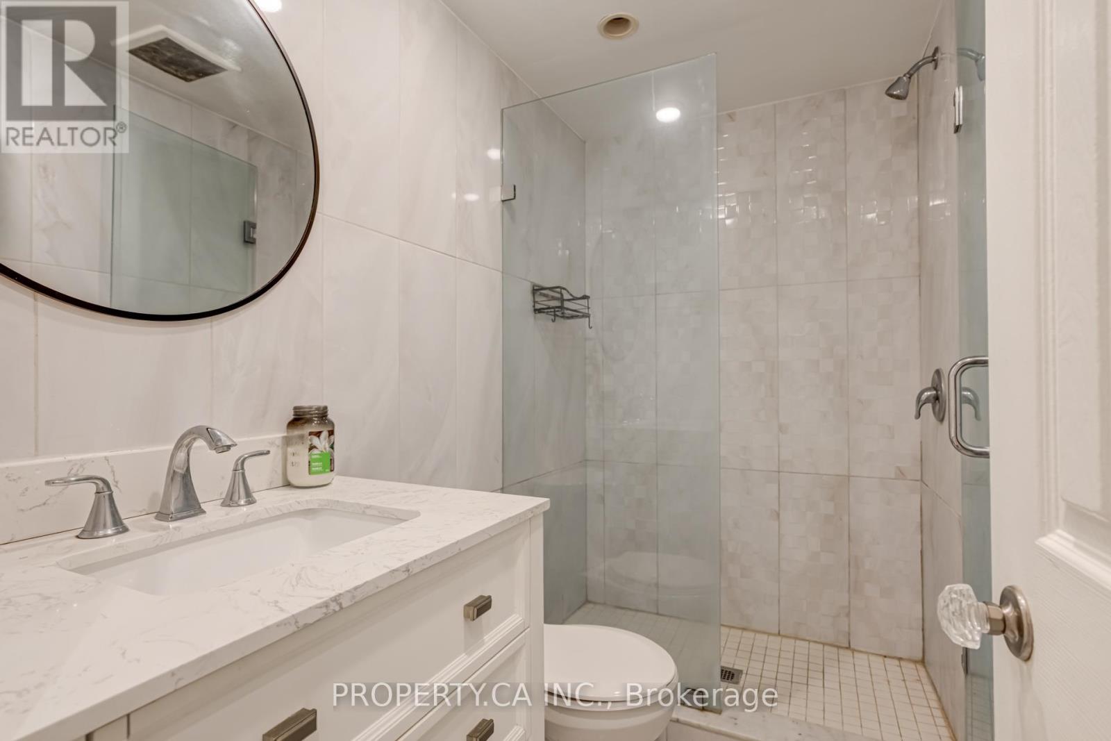 Main - 238 Saint Clarens Avenue, Toronto, Ontario  M6H 3W3 - Photo 17 - C12520606