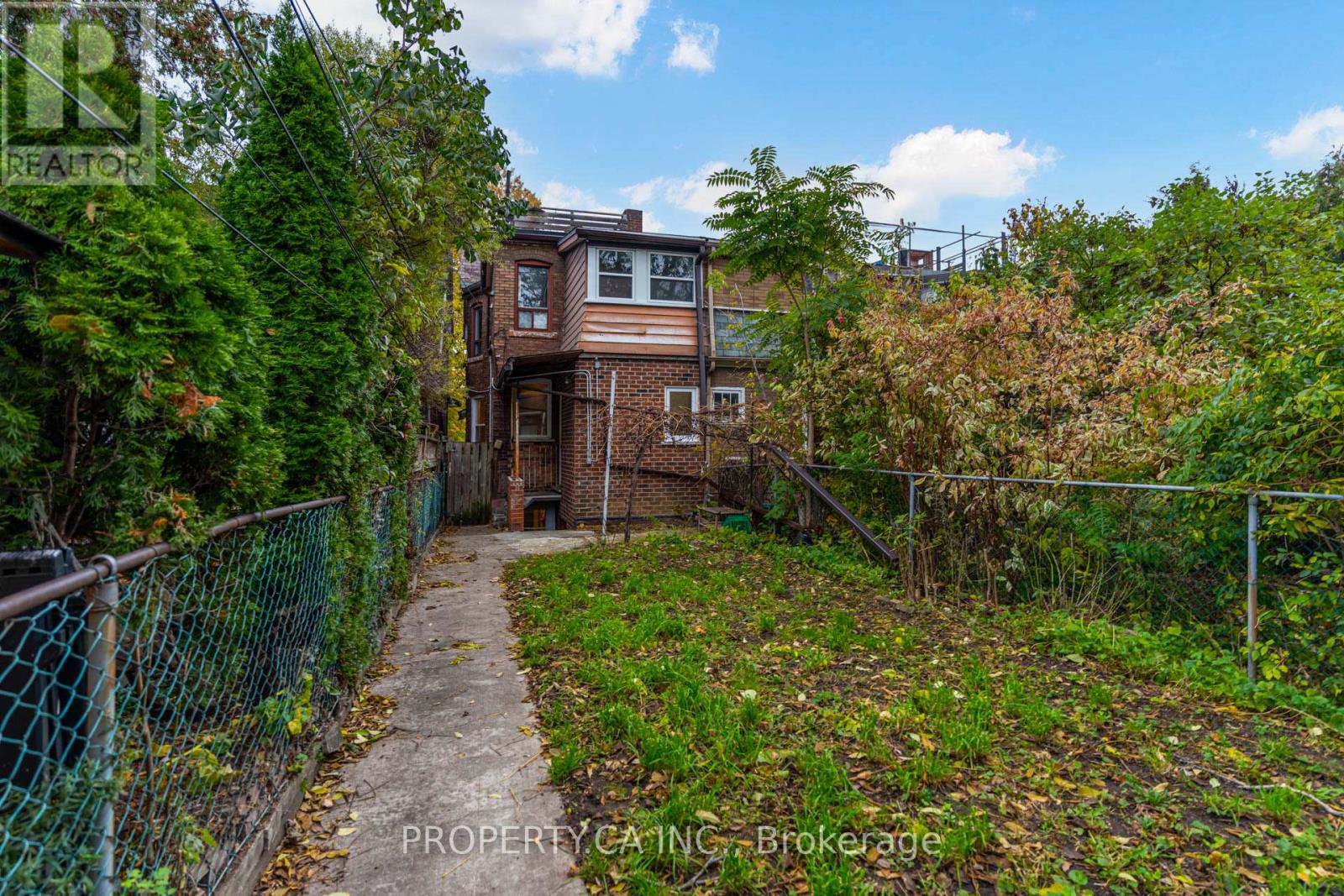 Main - 238 Saint Clarens Avenue, Toronto, Ontario  M6H 3W3 - Photo 20 - C12520606