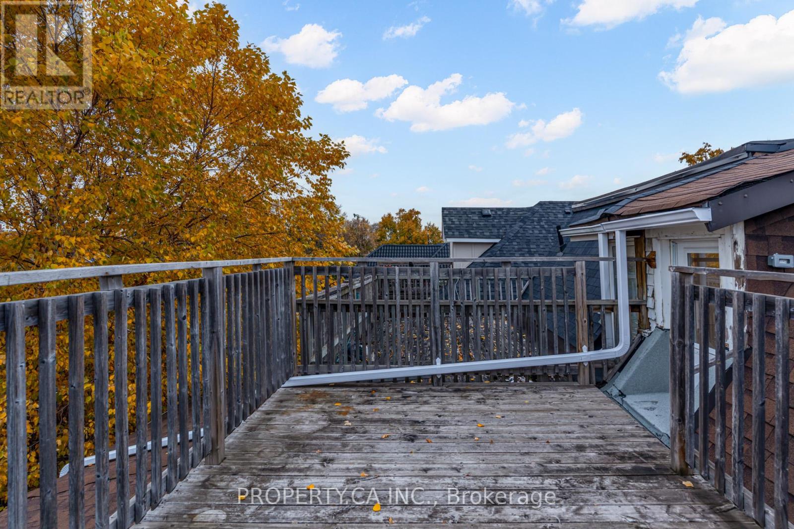 Upper - 356 Saint Clarens Avenue, Toronto, Ontario  M6H 3W3 - Photo 27 - C12520608