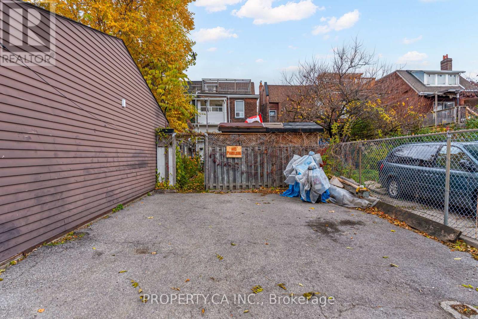Upper - 356 Saint Clarens Avenue, Toronto, Ontario  M6H 3W3 - Photo 34 - C12520608