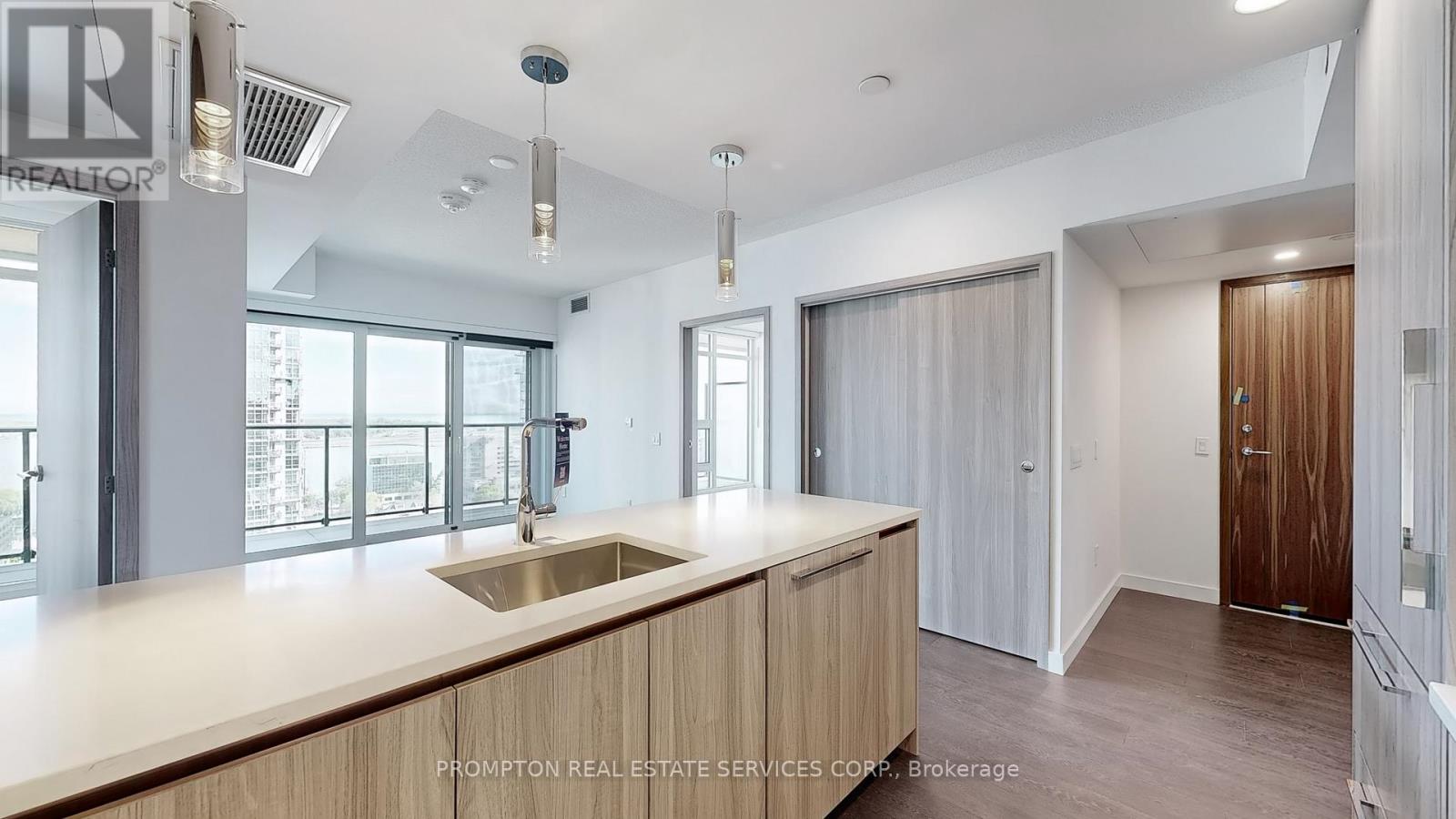 5810 - 3 Concord Cityplace Way, Toronto, Ontario M5V 0X4 - Photo 20 - C12520636