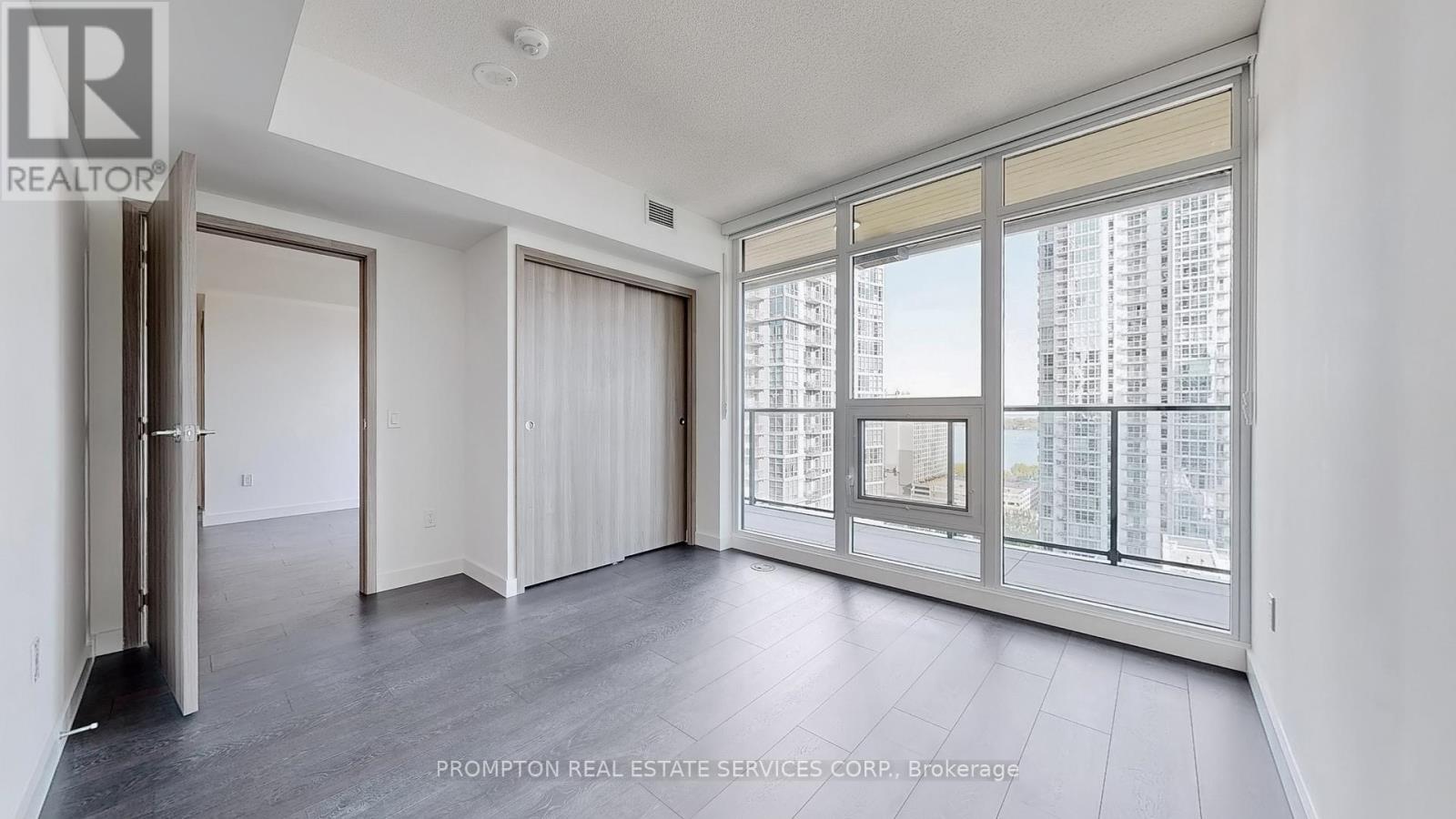 5810 - 3 Concord Cityplace Way, Toronto, Ontario M5V 0X4 - Photo 23 - C12520636