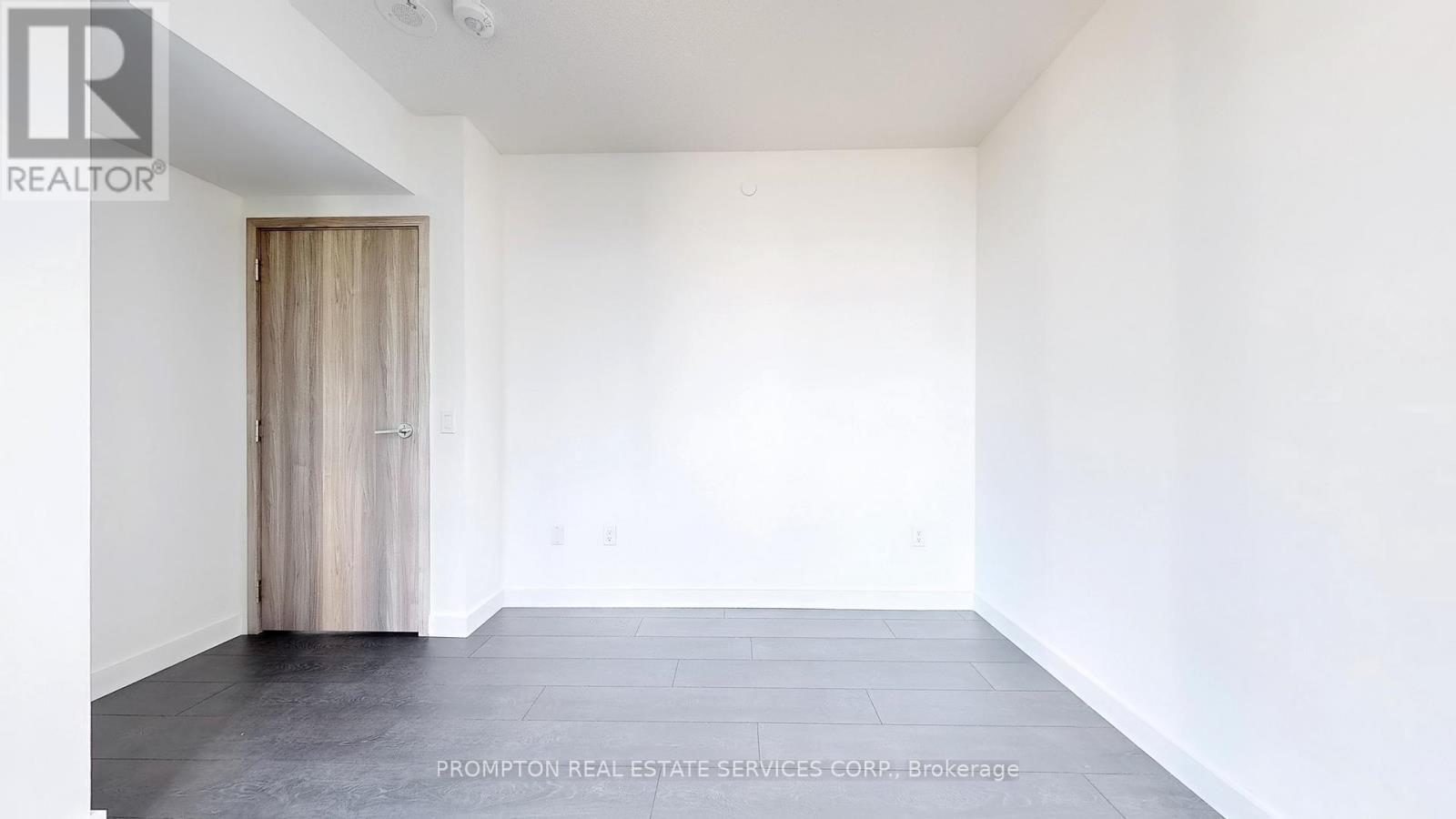 5810 - 3 Concord Cityplace Way, Toronto, Ontario M5V 0X4 - Photo 33 - C12520636