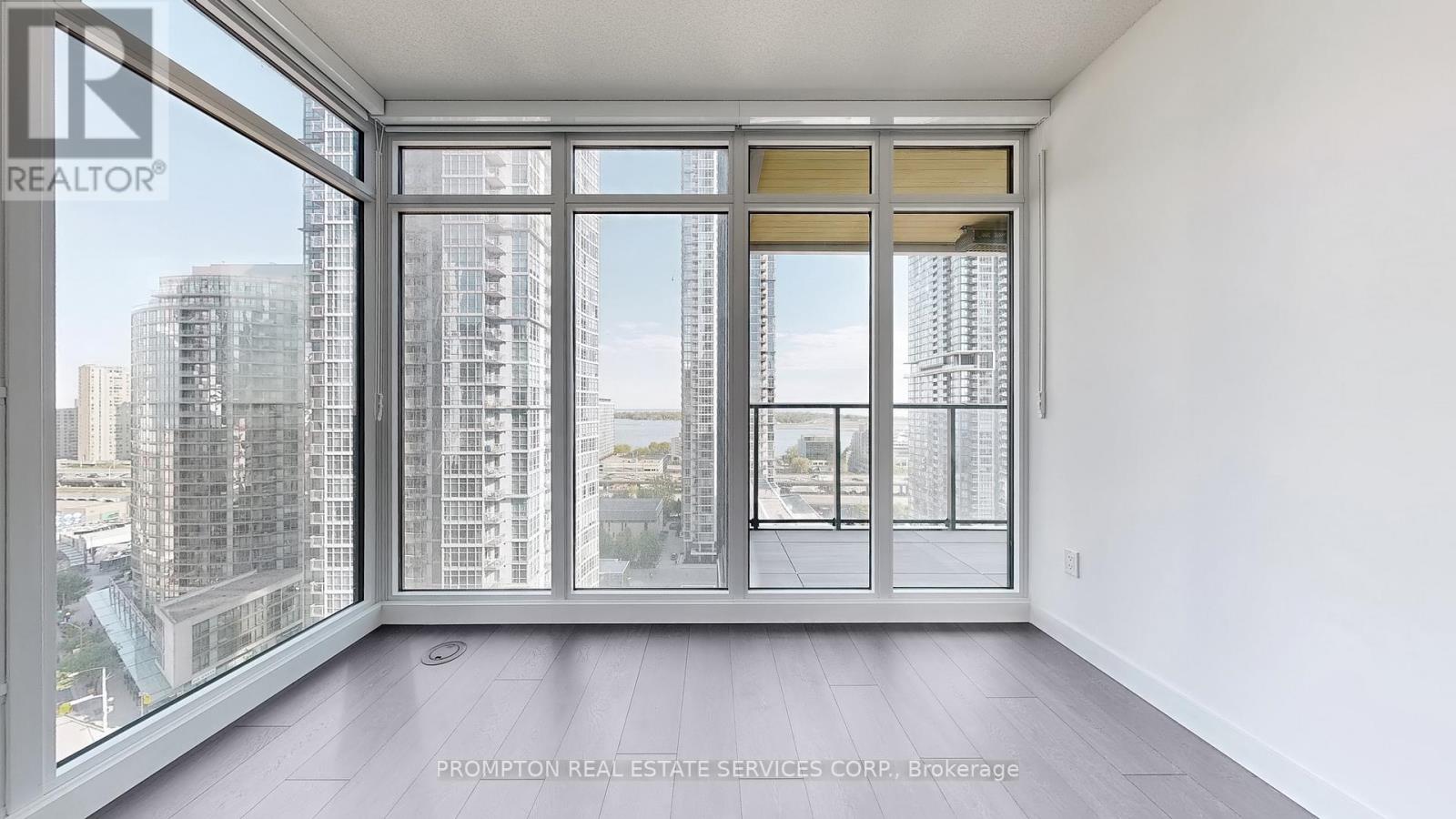 5810 - 3 Concord Cityplace Way, Toronto, Ontario M5V 0X4 - Photo 38 - C12520636