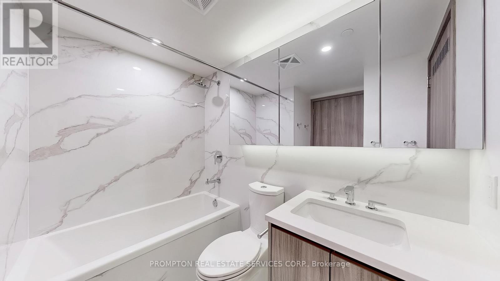 5810 - 3 Concord Cityplace Way, Toronto, Ontario M5V 0X4 - Photo 41 - C12520636