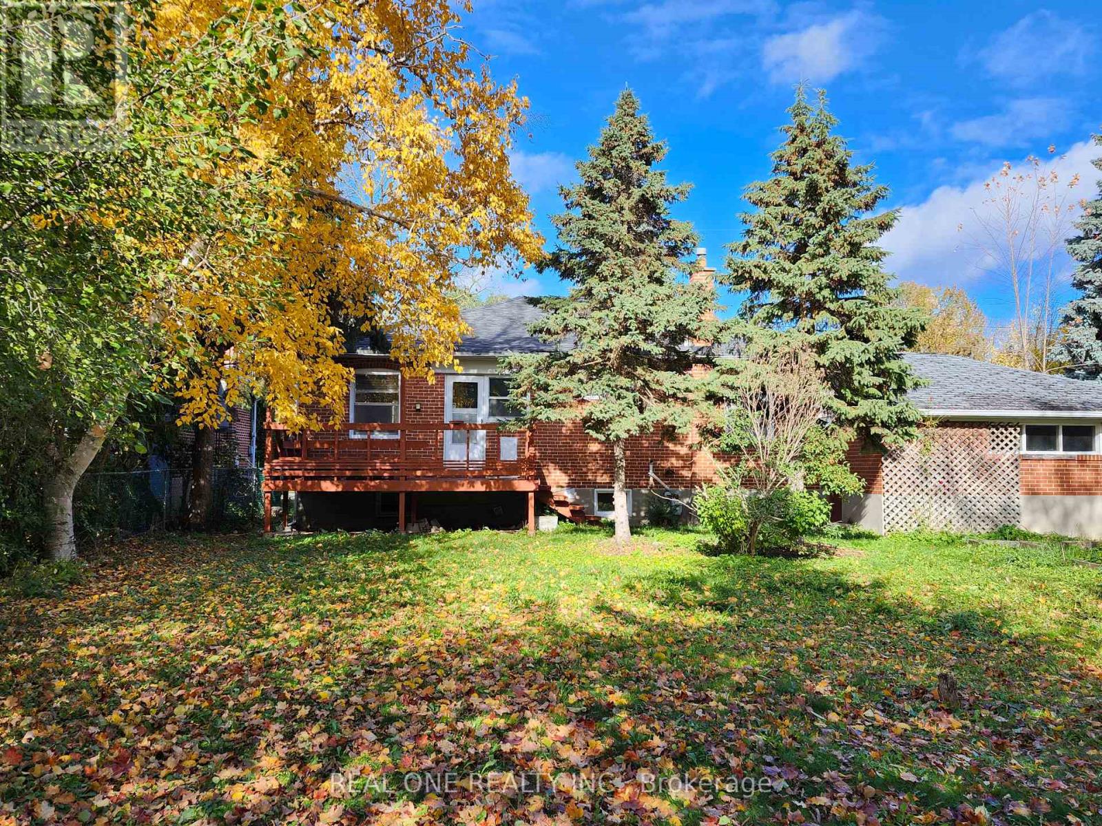 33 Urbandale Avenue, Toronto, Ontario M2M 2G9 - Photo 3 - C12520656