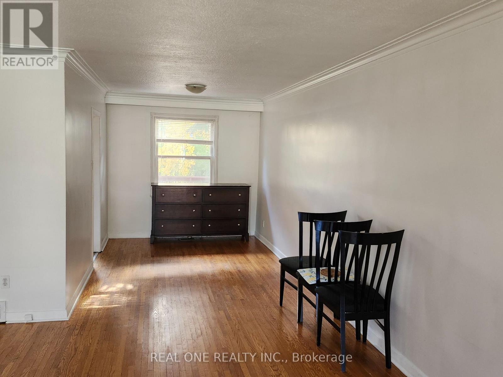 33 Urbandale Avenue, Toronto, Ontario M2M 2G9 - Photo 5 - C12520656