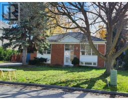 33 URBANDALE AVENUE, Toronto, Ontario