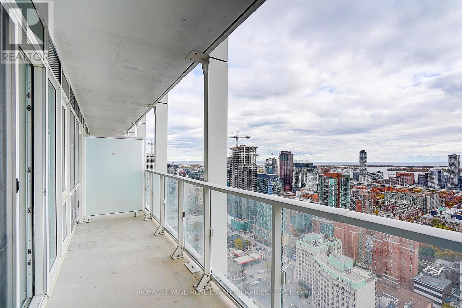 3508 - 88 Queen Street E, Toronto, Ontario  M5C 0B6 - Photo 43 - C12520666